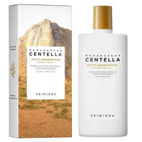 Ультралегкий сонцезахисний крем Skin1004 Madagascar Centella Air-Fit Suncream Plus SPF50 + PA + + + 50ml 8809576261301 фото